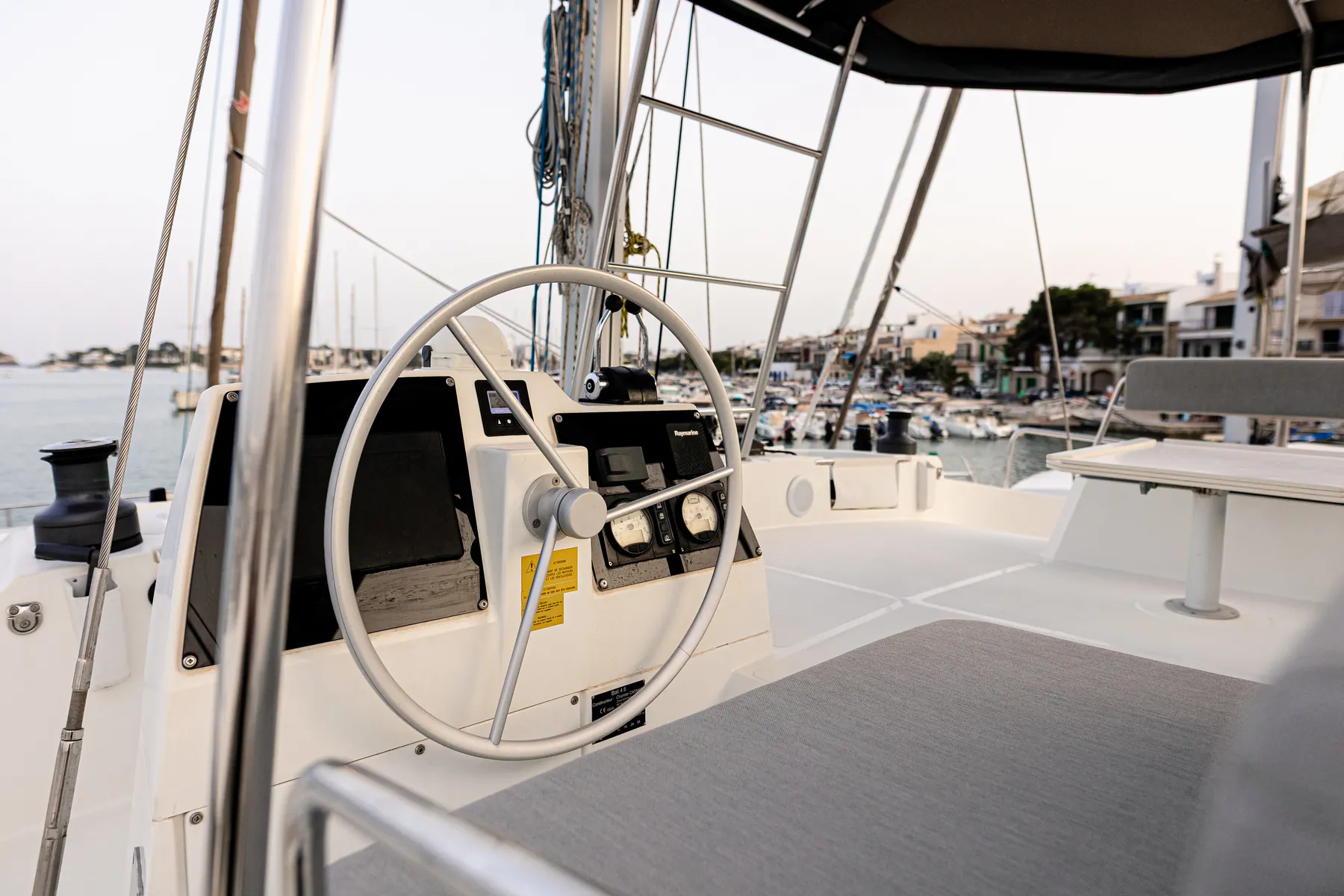 Helm station on the flybridge